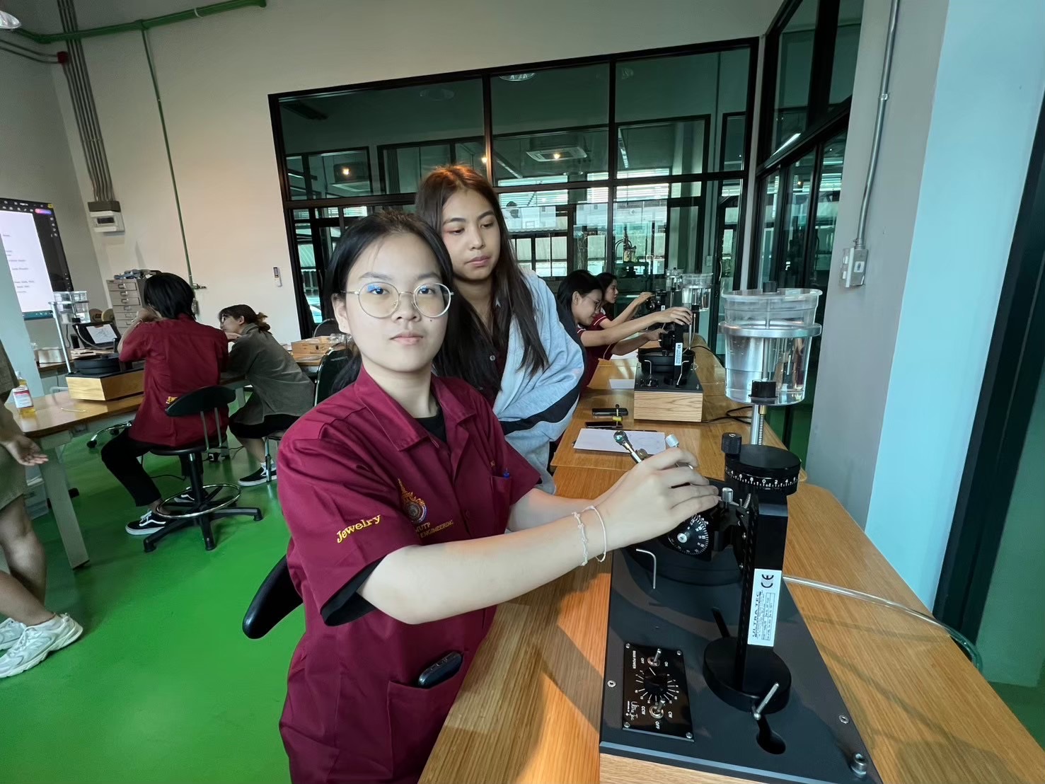 Gem cutting and microscope practice
